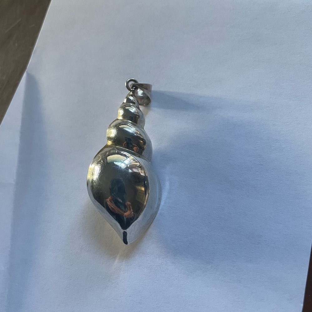 Vintage Sterling silver shell ornament or pendant